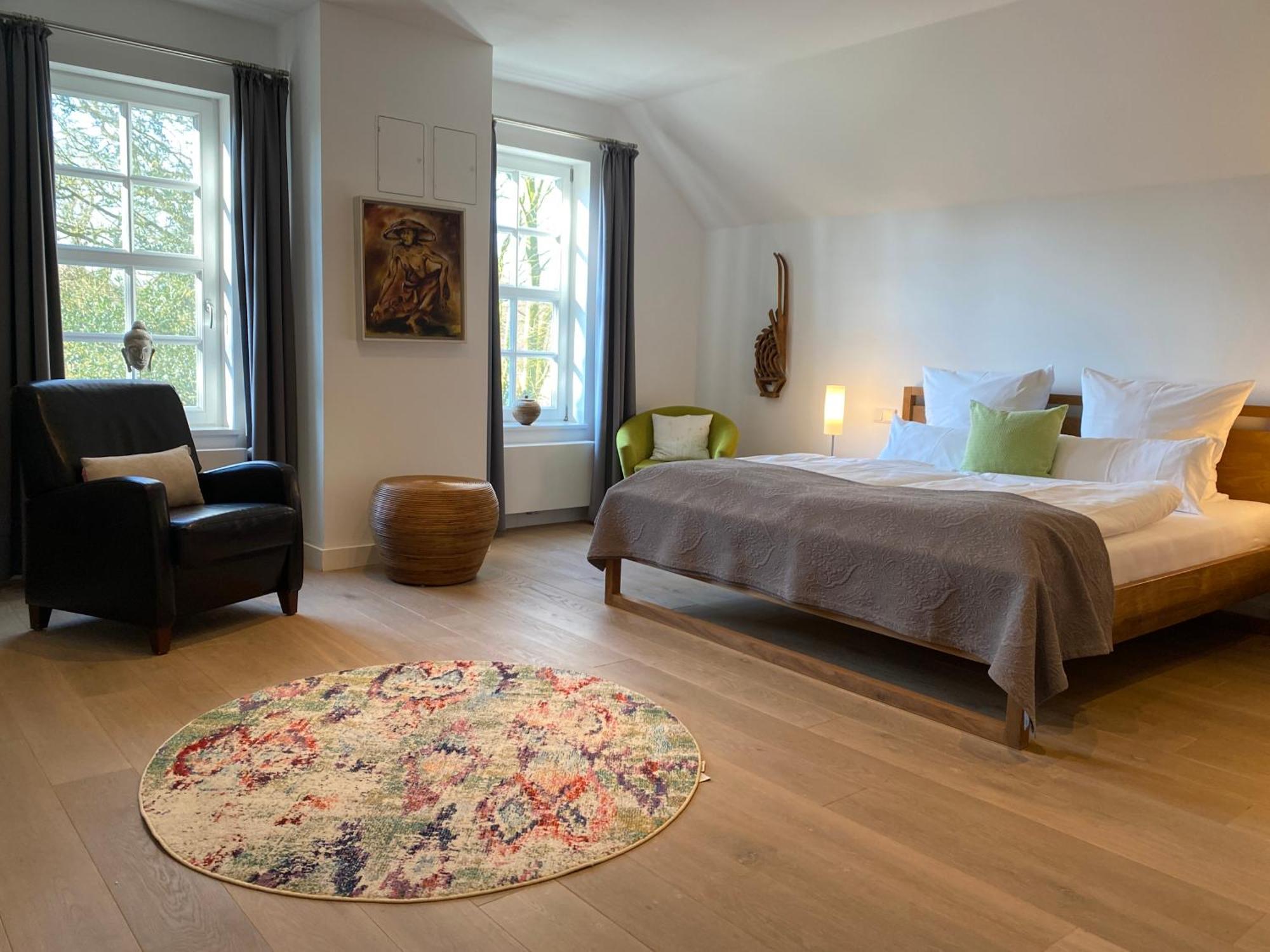 Doppelzimmer mit Gartenblick